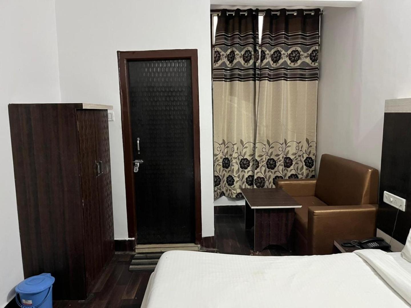 Hotel Lords Paradise Катра Экстерьер фото